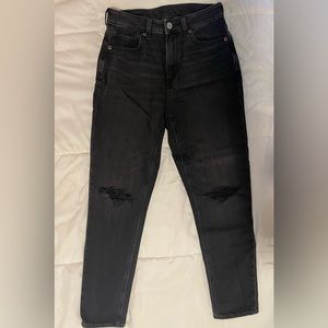 American Eagle AE Strigid Mom Jean Destroyed Black Ripped